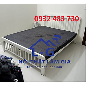 Mua Giường sắt hộp vuông loại tốt ngang 1m8x2m _màu trắng