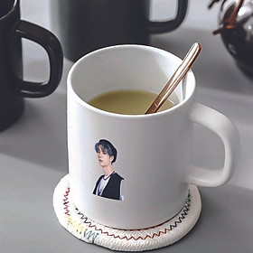 Cốc ly sứ trắng IN HÌNH Vương Nhất Bác thần tượng idol