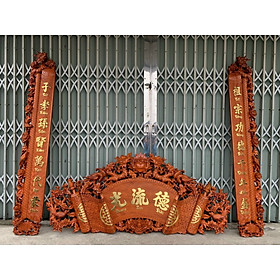 Mua Bộ thờ cúng hoành phi cuốn thư câu đối được làm bằng chất liệu gỗ hương đỏ