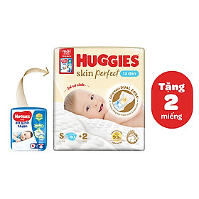 Tã/bỉm dán sơ sinh Huggies Skin Perfect S 80+2 miếng với 2 vùng thấm giảm kích ứng da