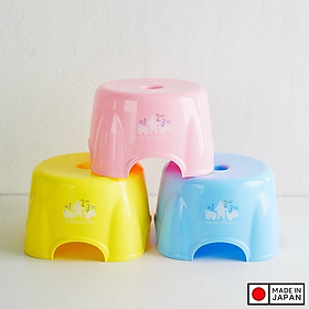 Ghế nhựa cho bé Kuma - Hàng Nội Địa Nhật Bản