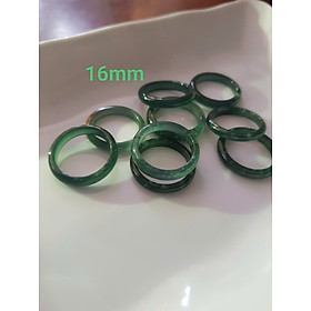 Chiếc Nhẫn nữ mới đá cẩm thạch xanh lam ngọc tự nhiên  Nhẫn bản nhỏ Ni 16mm x cao 3mm  x dầy 2mm màu xanh nhẹ nhàng đều xuất sắc đem lại may mắn tài lộc rẻ đẹp dành cho các Chị em nữ đeo tay ngón bất kỳ nhẫn 16mm ạ