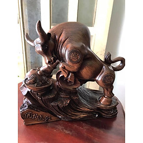 TƯỢNG TRÂU CỤNG ĐỨNG GẬY NHƯ Ý ĐÁ GIẢ GỖ Cao 29cm x Ngang 30cm x sâu 15cm TƯỢNG TRÂU TO ĐẸP BIỂU TƯỢNG CHO SỨC MẠNH ĐEM ĐẾN MAY MẮN TÀI LỘC CHO GIA CHỦ Ạ