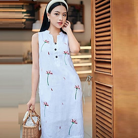 Đầm suông linen tưng premium cổ tàu sát nách thêu hoa sang trọng