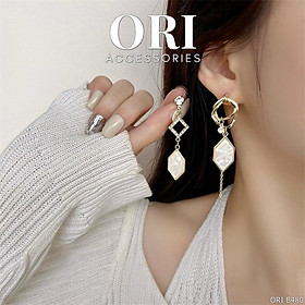 Bông tai nữ bất đối xứng kiểu dáng độc lạ ORI ACCESSORIES B480