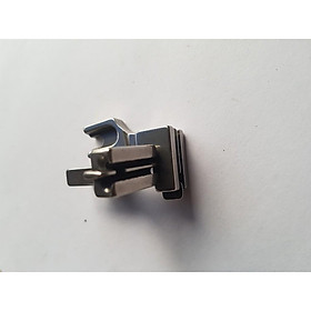 Mua chân vịt tra dây kéo giọt nước