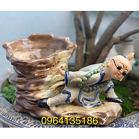 Mua Tượng chú tiểu tập võ bên chậu cây h15cm gốm sứ Bát Tràng