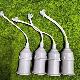 Mua Đui đèn điện gắn bóng đèn ngoài trời  đui đèn có dây điện dài 2 tất.