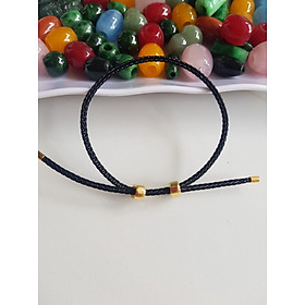 Dây thun ĐEN dẻo phối vòng tay hạt lu thống  Size dây ĐEN 2mm  Nữ đã có hạt lu thống thì đây chính là sợi dây thun phối với hạt lu thống đeo xinh ạ