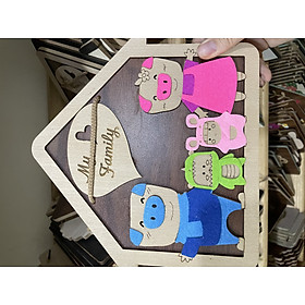 Mua Bảng gỗ tranh gỗ gia đình nhà heo 4 thành viên chữ my family tặng kèm móc dán