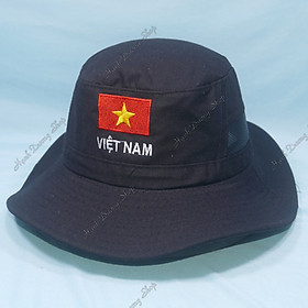 Nón tai bèo nam rộng vành thêu lá cờ Việt Nam, chất liệu vải kaki bền đẹp, bên hông có 2 lỗ thông gió - Hạnh Dương