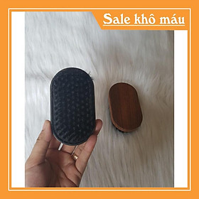 BÀN CHẢI ĐÁNH GIÀY LOẠI 1 .