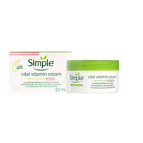 Kem dưỡng ngày Simple Kind To Skin Vital Vitamin Day Cream SPF15 50ml
