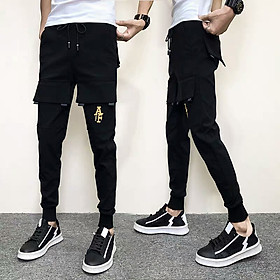 Quần Jogger với thiết kế đặc biệt hai túi ở phía trước quần