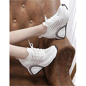 Giày sneaker nữ S04