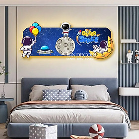 (ẢNH CHỤP THẬT) Tranh đèn led tráng gương phi hành gia 9 Binbin trang trí phòng bé kèm đinh treo