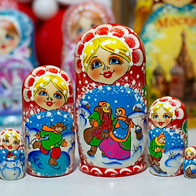 BỘ BÚP BÊ NGA MATRYOSHKA 5 LỚP SIZE 15CM HOẠT ĐỘNG LỄ HỘI DÂN GIAN MÀU ĐỎ