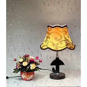 Đèn bàn gỗ hiện đại A0518