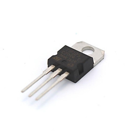 Mua 5 CON TRANSISTOR TIP125