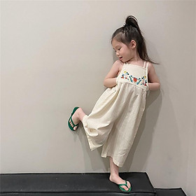 Jumpsuit mùa hè thêu hoa năng động cho bé gái