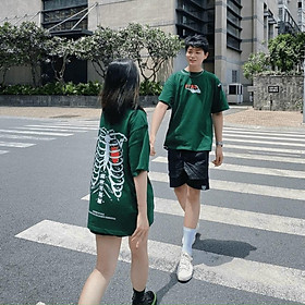 ÁO THUN NAM NỮ FORM RỘNG CỔ CHUI - THỜI TRANG NAM NỮ HOTTREND ĐẲNG CẤP , SIÊU XỊN CHO CÁC BẠN TRẺ THỜI TRANG NAM 1