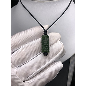 Vòng cổ lu thống đá ngọc bích chạm hoa văn dài 2cm 