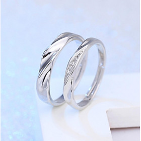 Cặp nhẫn đôi lượn sóng đính đá sang trọng