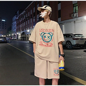 Bộ Quần Áo Thun Nam Nữ Unisex Mùa Hè Ngắn Tay Cổ Tròn In Gấu Thời Trang Năng Động - KEM - L