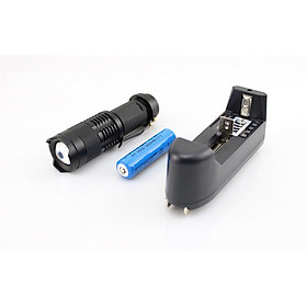 Mua Đèn pin sạc Cree Q5