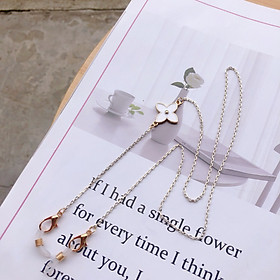 Chuỗi đeo mắt kính ngắn tone đen trắng mắt kính sành điệu hoa cỏ bốn lá dây chuyền đeo tai nghe bluetooth quà tặng đặc biệt