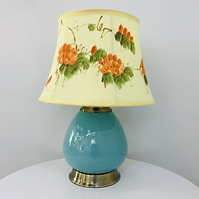 Mua Đèn ngủ để bàn BROW phong cách sang trọng quý phái với nhiều mẫu mã mới lạ và độc đáo đã bao gồm bóng LED