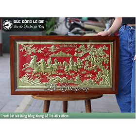 Tranh Bát Mã bằng đồng khung gỗ trò nền đỏ 48 x 88cm
