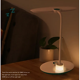 ĐÈN LED ĐỂ BÀN SẠC TÍCH ĐIỆN 53944 AKKO STAR - HÀNG CHÍNH HÃNG