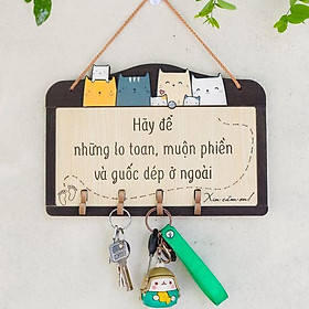 Mua Bảng gỗ có móc treo chìa khóa treo cửa HÃY ĐỂ DÉP GUỐC VÀ MUỘN PHIỀN BÊN NGOÀI