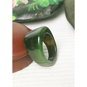 Nhẫn ngọc bích nephrite jade