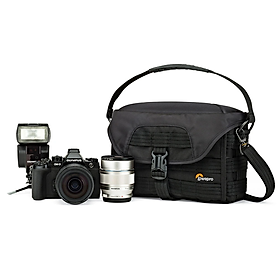 Túi máy ảnh hiệu Lowepro - ProTactic SH 120 AW (màu đen) - LP36923-PWW - Hàng chính hãng