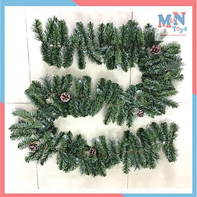 Dây thông xanh 3 loại lá gắn sẵn quả thông dài 2,9m trang trí Giáng Sinh Noel làm vòng nguyệt quế viền cửa