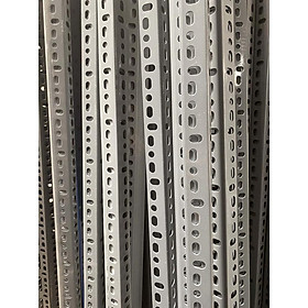 Mua Thanh sắt V Lỗ 3x3cm dày 2 ly - dài 80cm