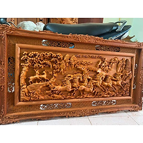 Trang gỗ điêu khắc tích mã đáo thành công bằng gỗ hương đỏ kt 67×127×4cm
