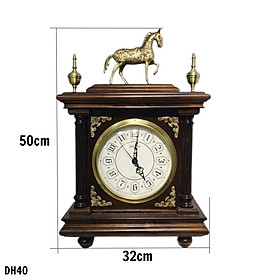 Đồng hồ để bàn tân cổ điển DH40 ngựa nhỏ đứng trên hộp gỗ to to