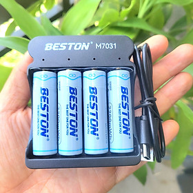 Bộ 4 pin sạc AA Beston 2200mwh chuẩn 1.5V kèm sạc M7031 mẫu mới Sạc nhanh Tự ngắt- Hãng nhập khẩu