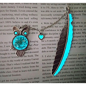 Hình ảnh Bookmark dạ quang Chim cú