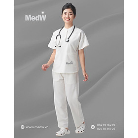 MedW Diana Scrubs Y Tế (Nữ) Trắng Cổ Nhật Chuyên Gia Bác Sĩ Thẩm mỹ, Da Liễu, Tiêm Chủng Trang Phục Phòng Khám Phòng Khám Bệnh Viện Chuyên Khoa, Đa Khoa vật liệu chuyên biệt nhập khẩu cao cấp mềm như lụa, thiết kế Pháp cách tân trang trọng vận động tự do