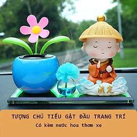 Tượng nước hoa chú tiểu gật đầu dễ thương trang trí xe hơi, ô tô