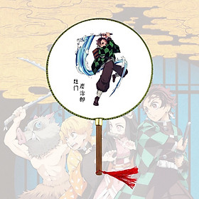 Qụat tròn cầm tay Kimetsu no Yaiba phong cách cổ trang . cosplay cán gỗ dây tuyến