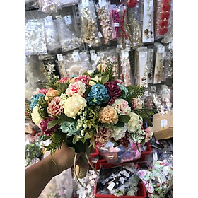 Hoa cầm tay cô dâu mẫu mới tháng 9-2021 nhiều màu