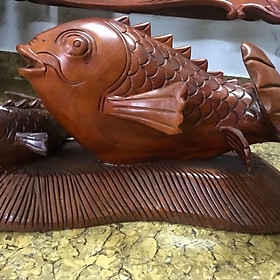 Mua TƯỢNG CÁ CHÉP PHONG THỦY LỚN NHỎ BẰNG GÕ GÕ MÀU ĐỎ ĐỂ BÀN HAY CÓ CÁ CÓ TIỀN D60cm c30cm N25cm