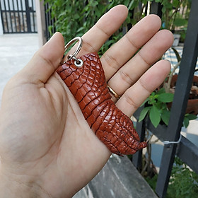 Móc khóa cá sấu - Nguyên bàn tay cá sấu thật