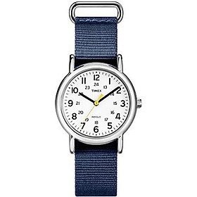 Timex Women's T2P370 Weekender 31mm Blue Floral Nylon Slip-Thru Strap Watch