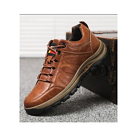 Giày Sneaker Thể Thao Nam cao cấp với lớp lót mềm thoải mái khi di chuyển hay vân động